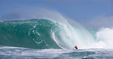 Making the Call - Big Waves of the North Pacific-watch