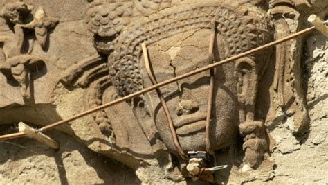 À la Poursuite des Pilleurs de Temples-watch