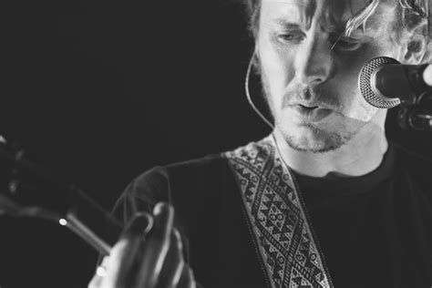 Ben Howard - Live at Casino De Paris-watch