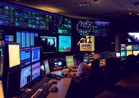 Bloomberg Studio 1.0 Bloomberg Studio 1.0-watch