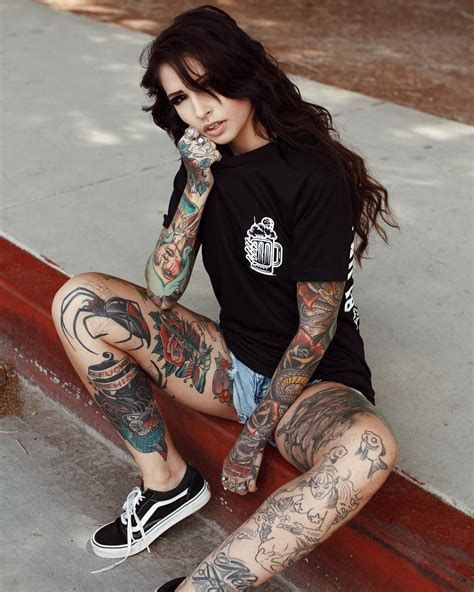 Tattoo Girls-watch