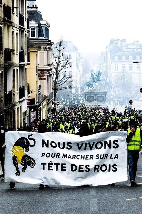 Nous sommes nés pour marcher sur la tête des rois
